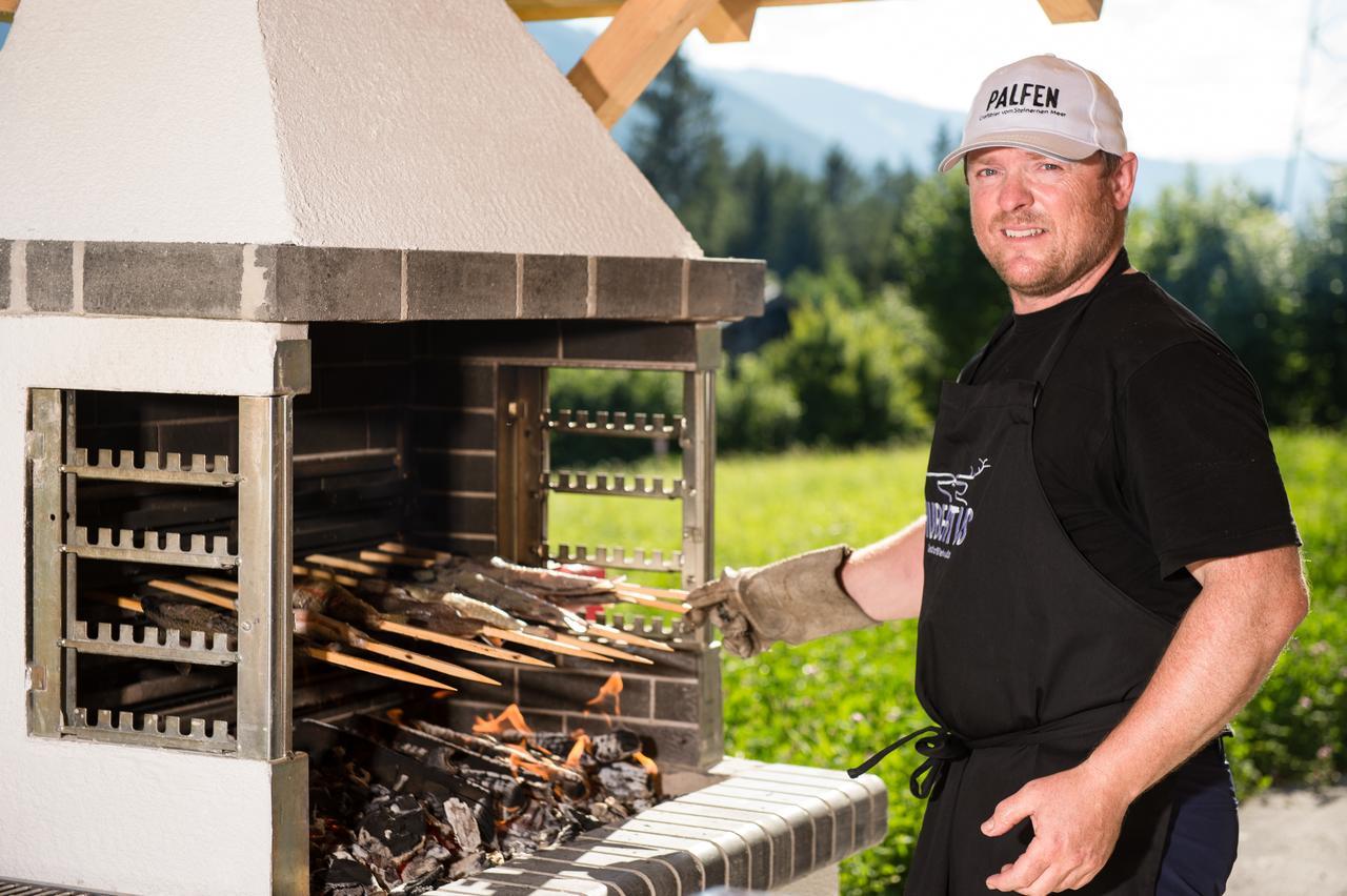 Gasthof Hubertus Saalfelden Buitenkant foto